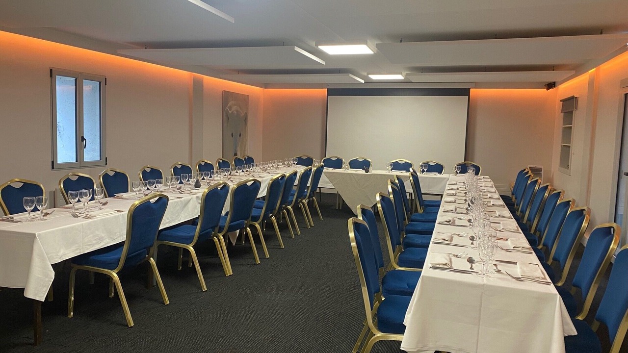 Photo of Others in Heric