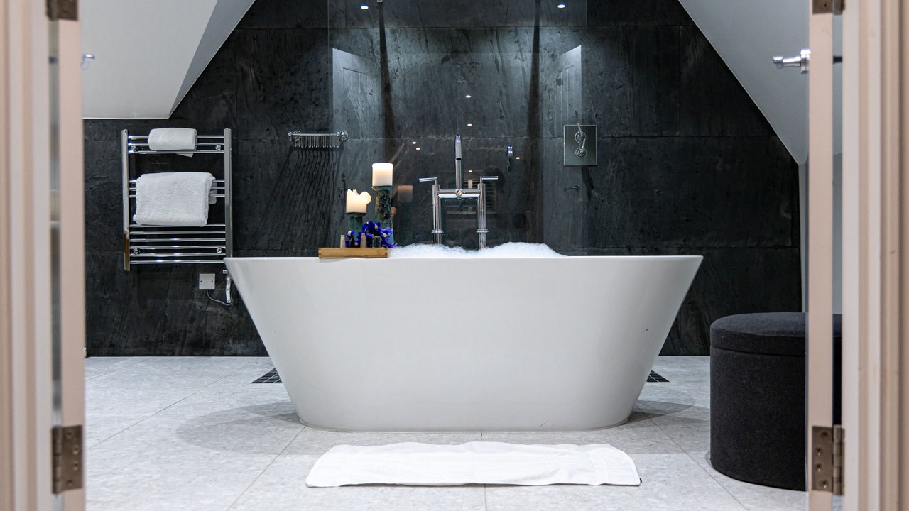 Photo of Bathroom in Wonersh