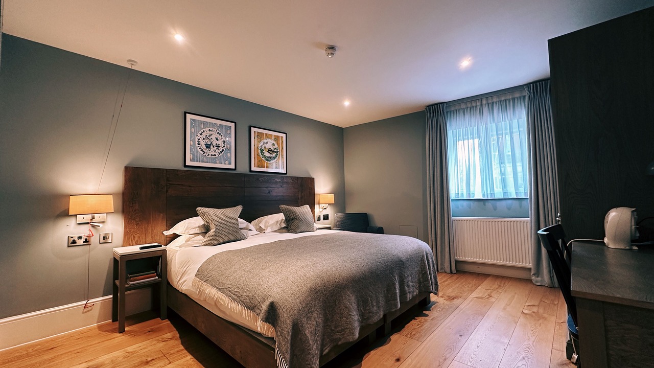 Photo of Bedroom in Haslemere