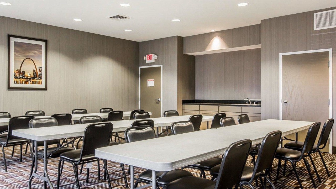 Photo of Others in Sullivan