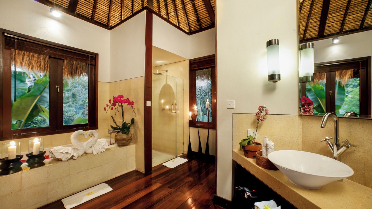 Photo of Bathroom in Buahan