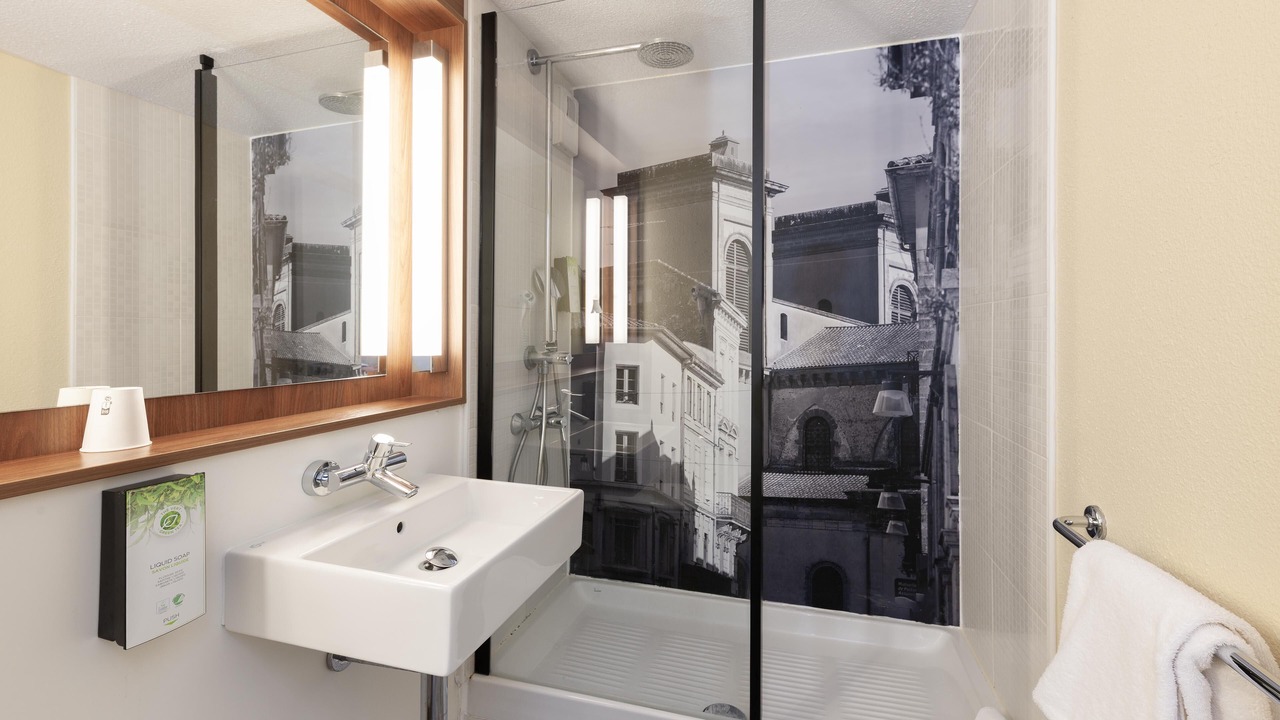 Photo of Bathroom in Mont-de-Marsan