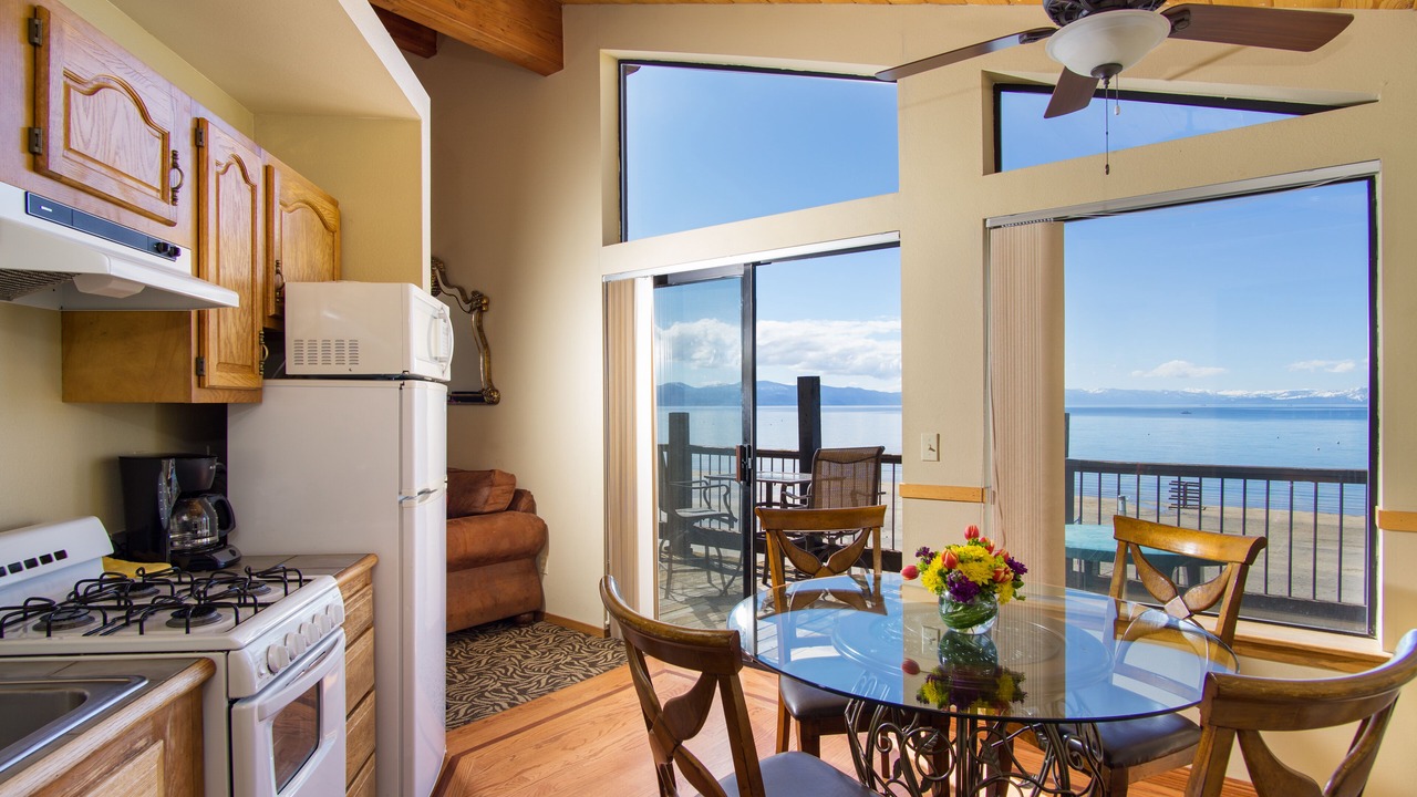 Photo of Patio Balcony in Tahoe Vista
