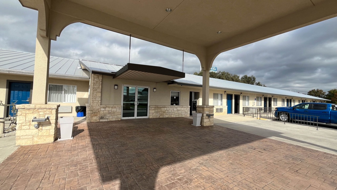 Photo of Outdoor in Junction