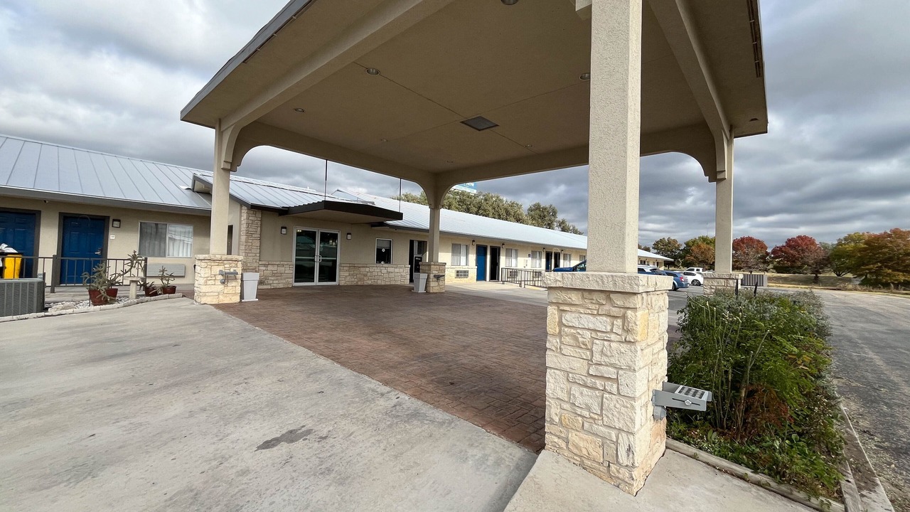 Photo of Outdoor in Junction