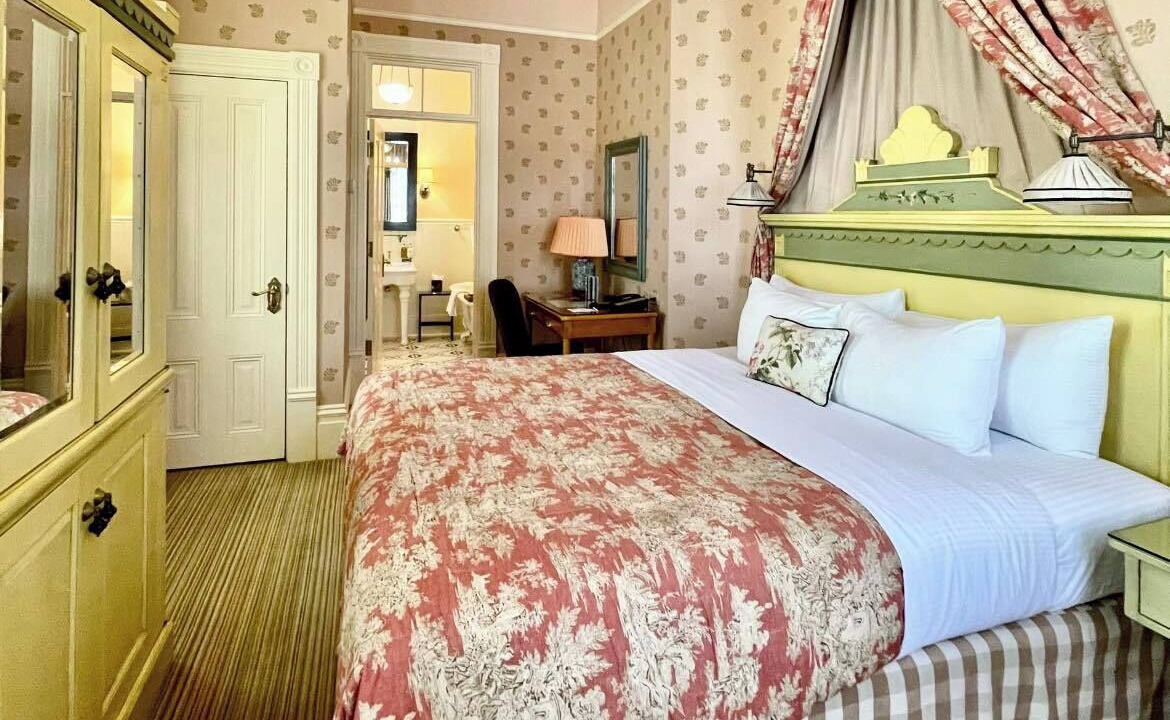 Photo of Bedroom in Upper Lake