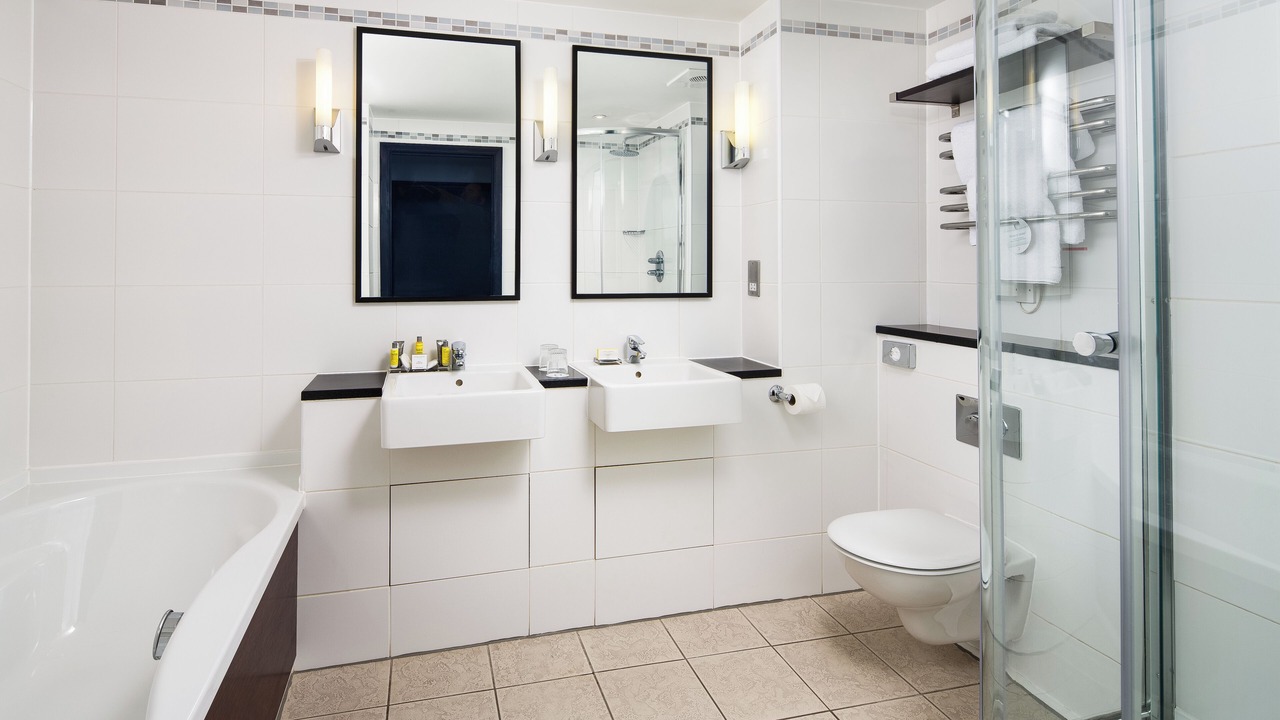 Photo of Bathroom in Giltbrook