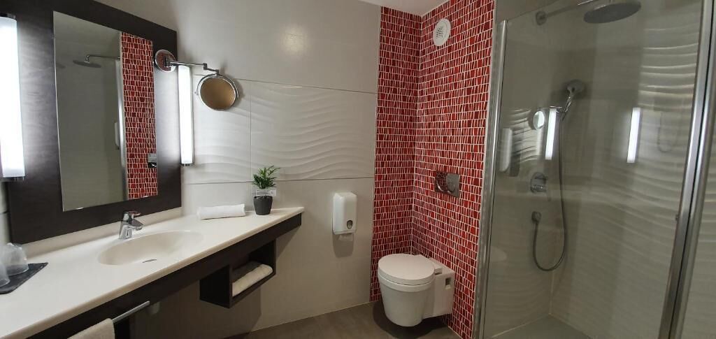 Photo of Bathroom in Chartres-de-Bretagne