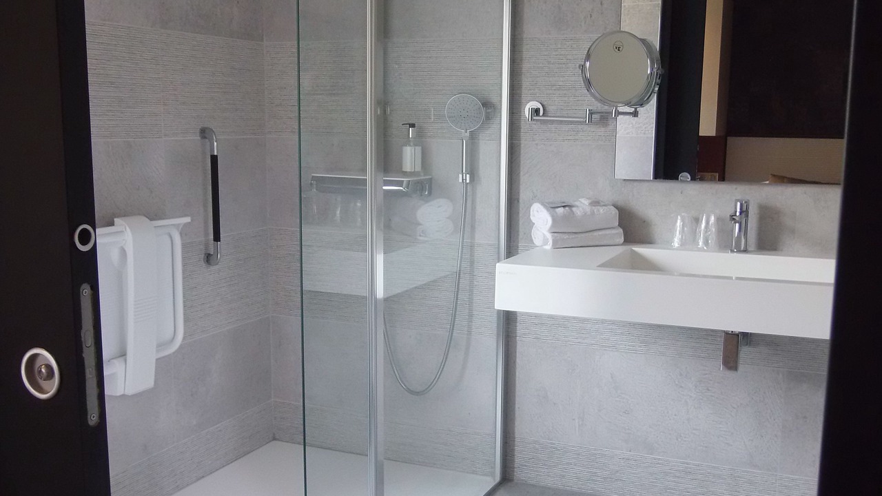 Photo of Bathroom in Chartres-de-Bretagne