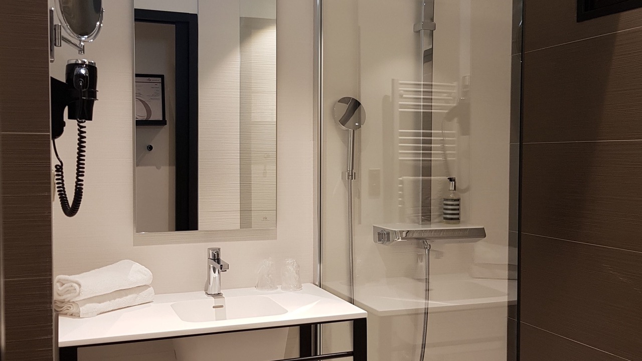Photo of Bathroom in Chartres-de-Bretagne