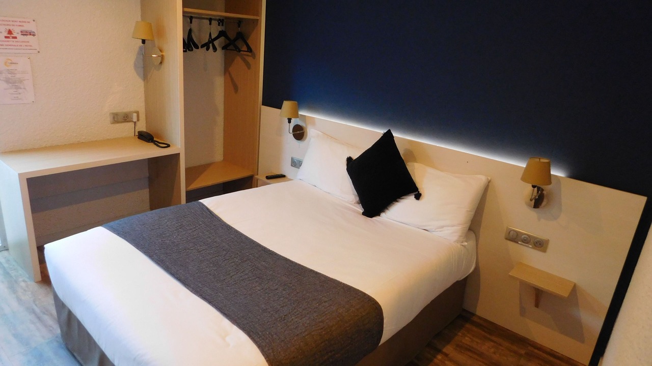 Photo of Bedroom in Argentan