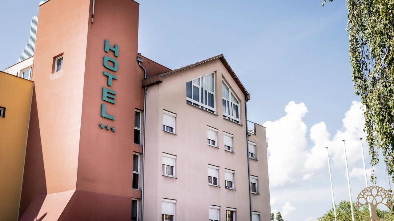 Photo of Outdoor in Gap