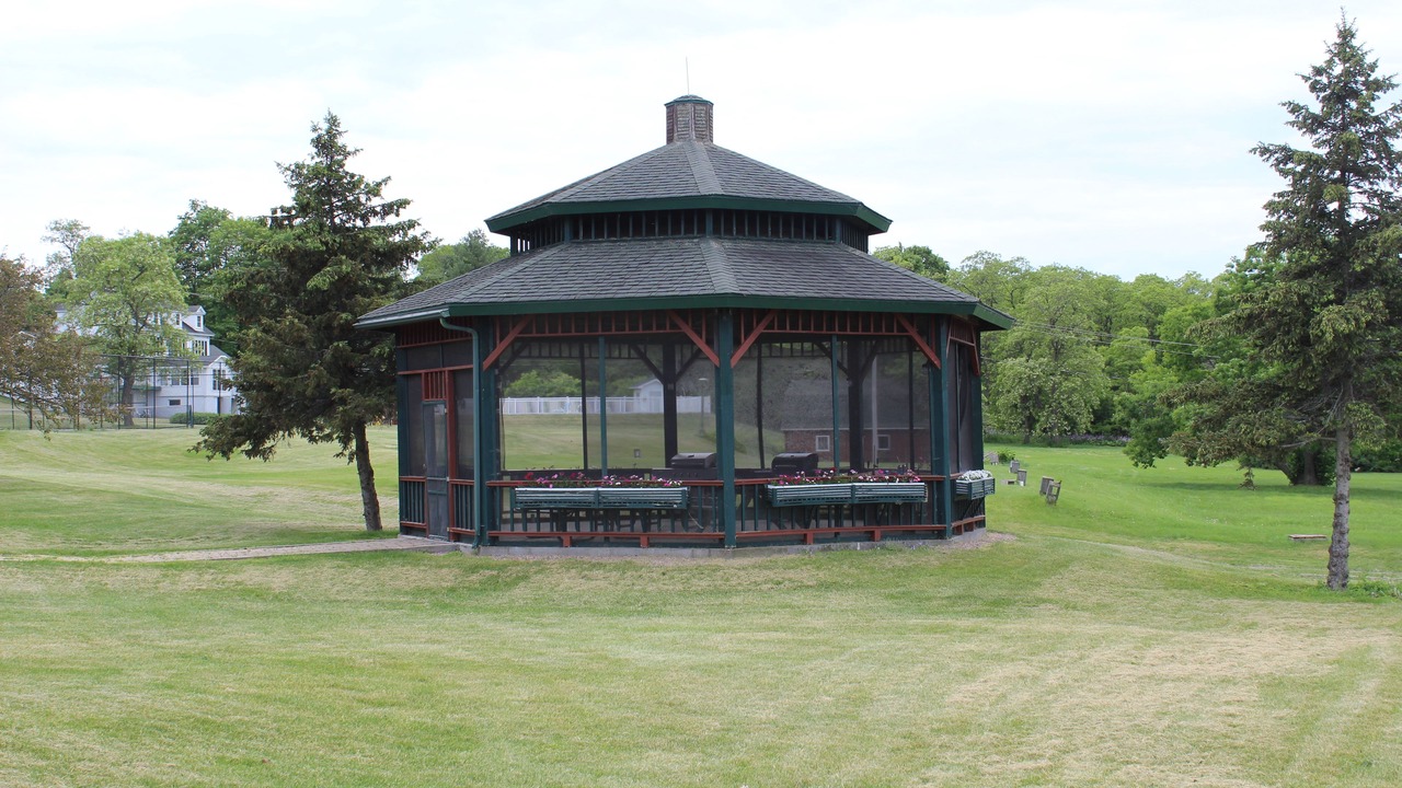 Photo of Bedroom in Ogdensburg