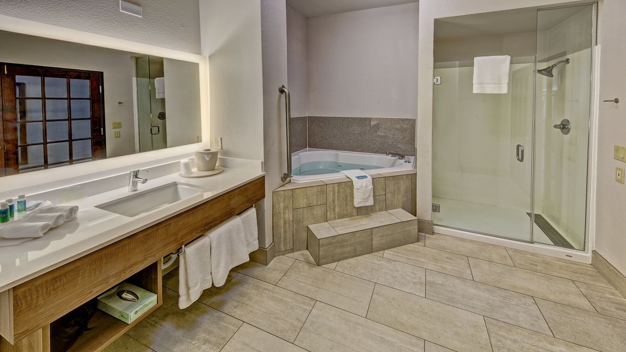 Photo of Bedroom in Corsicana