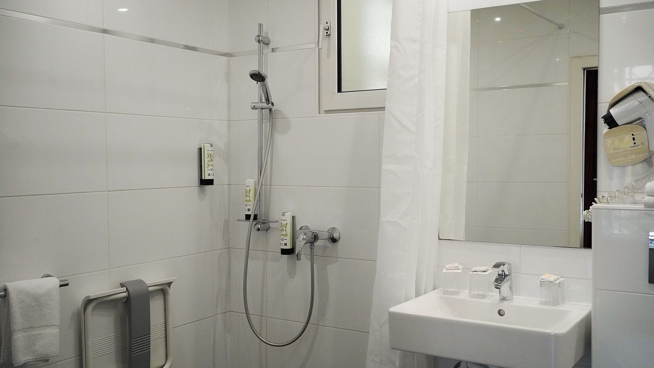 Photo of Bathroom in Issy-les-Moulineaux