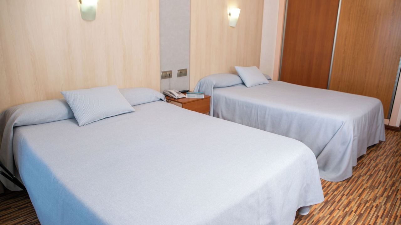 Photo of Bedroom in Roques Daurades
