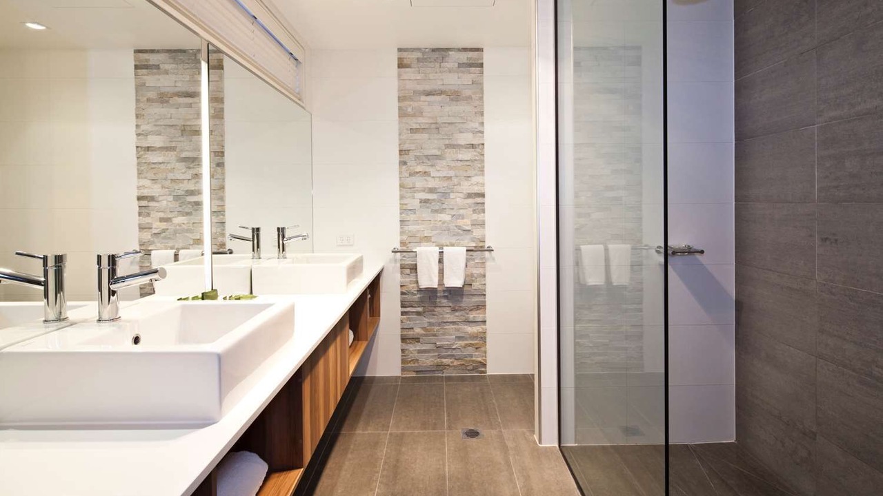 Photo of Bathroom in Golden Point