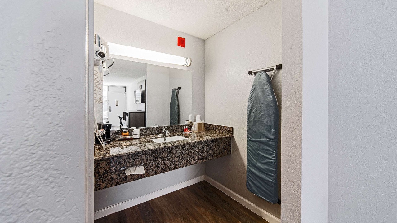 Photo of Bathroom in Central Oklahoma City