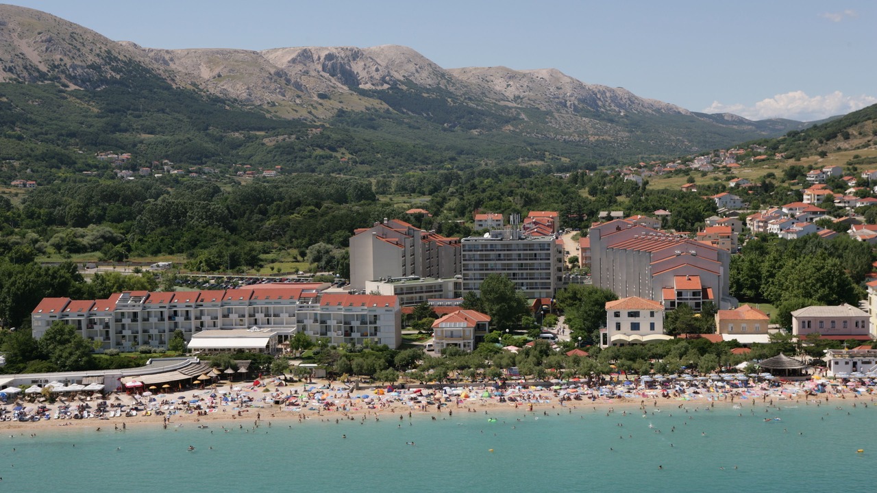 Photo of Others in Baska