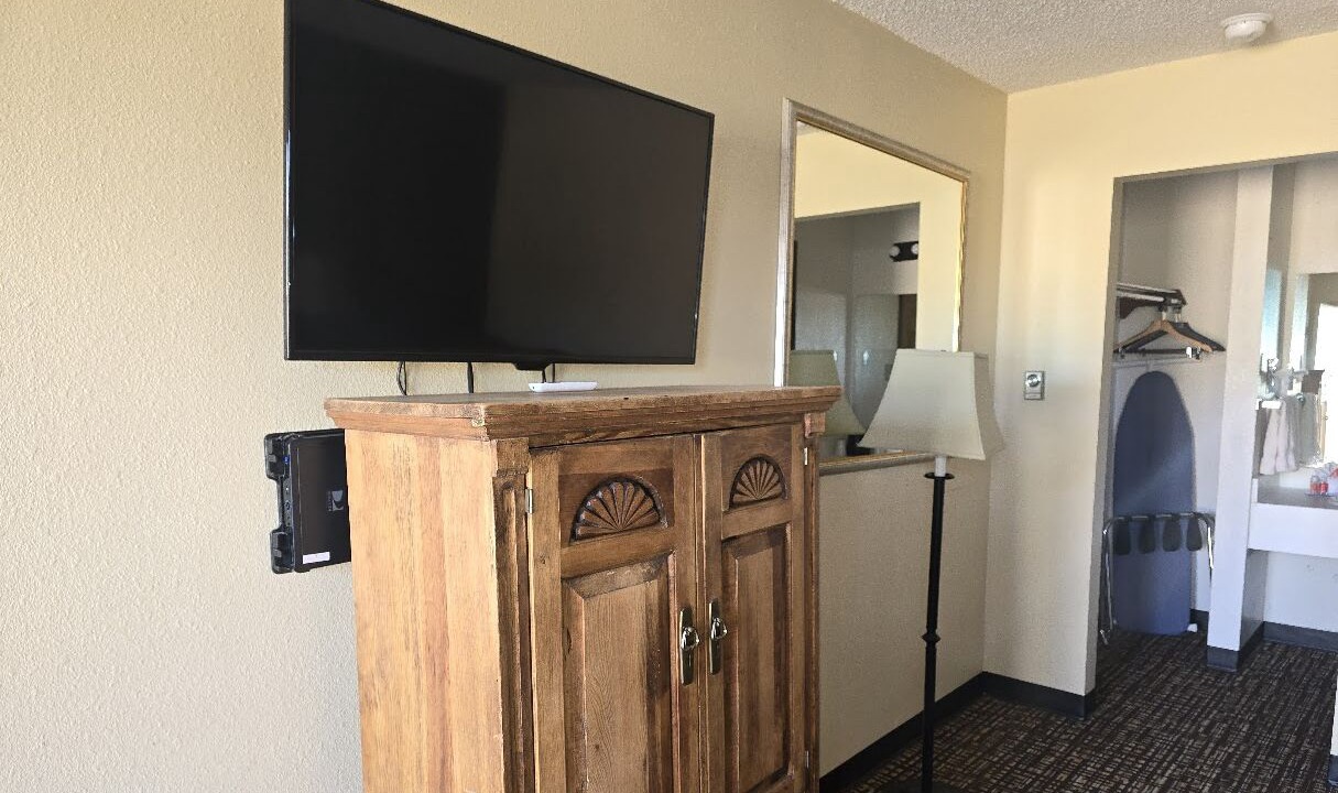 Photo of Bedroom in Eagle Nest