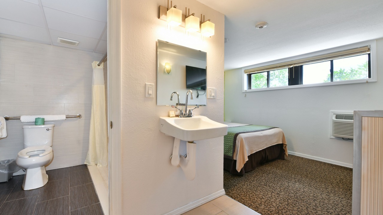 Photo of Bathroom in Jericho