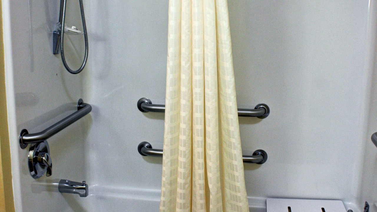 Photo of Bathroom in Maryville
