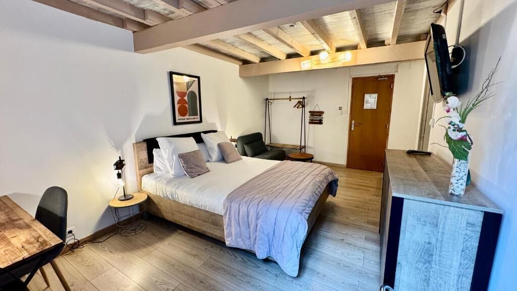 Photo of Bedroom in Costieres