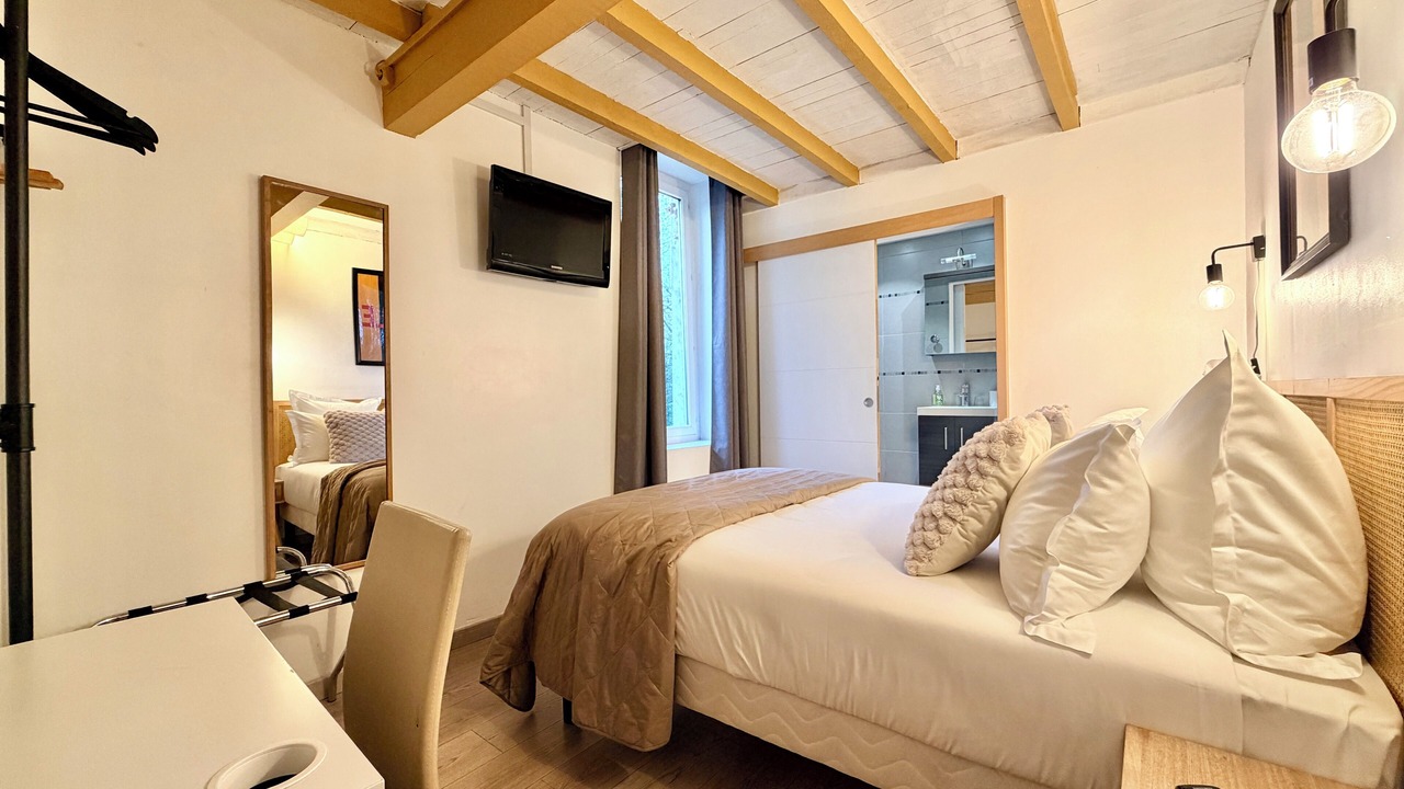 Photo of Bedroom in Costieres