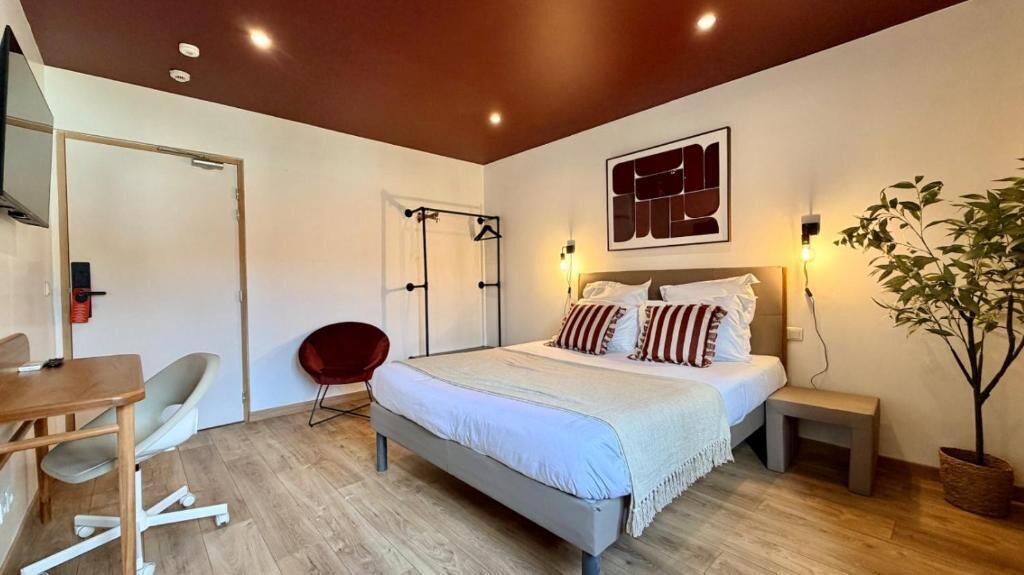 Photo of Bedroom in Costieres