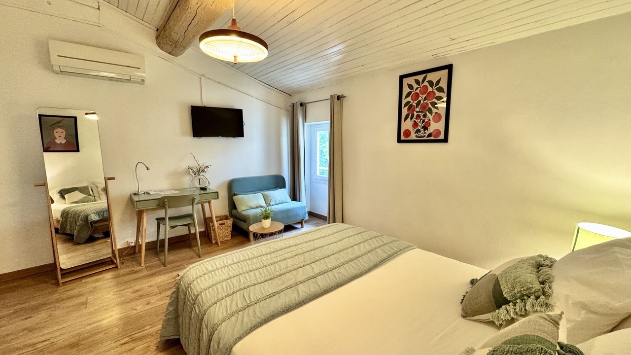 Photo of Bedroom in Costieres
