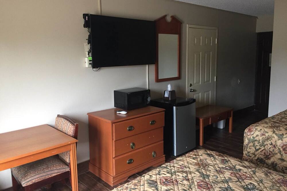 Photo of Bedroom in Pine Bluff