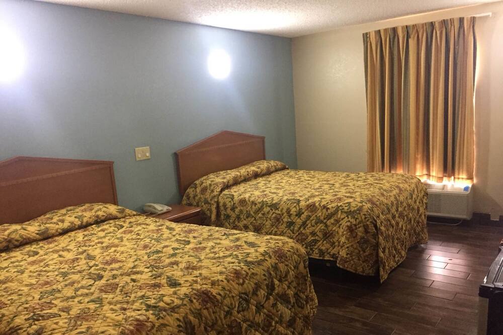 Photo of Bedroom in Pine Bluff