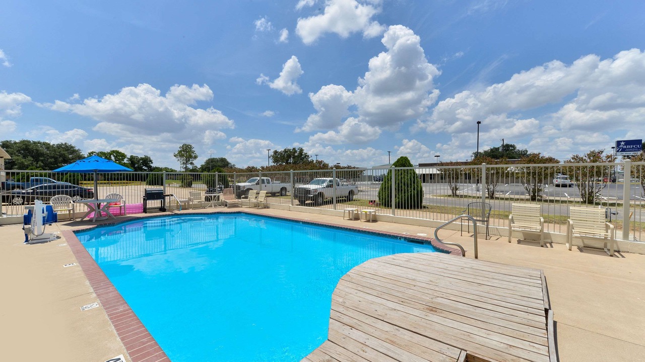Photo of Outdoor in Gonzales