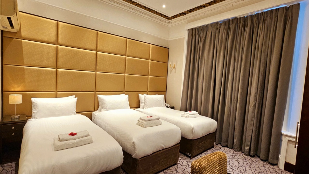 Photo of Bedroom in Lancaster Gate