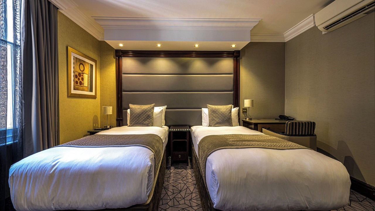 Photo of Bedroom in Lancaster Gate