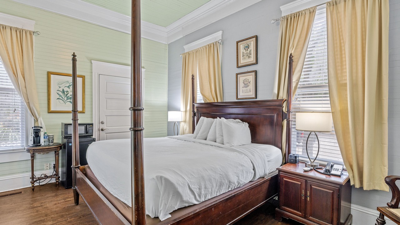 Photo of Bedroom in Historic Downtown Apalachicola