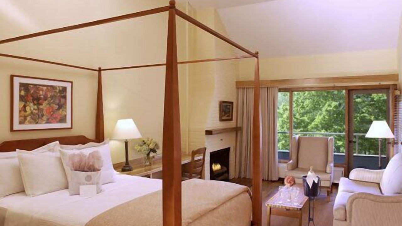 Photo of Livingroom in New Harmony