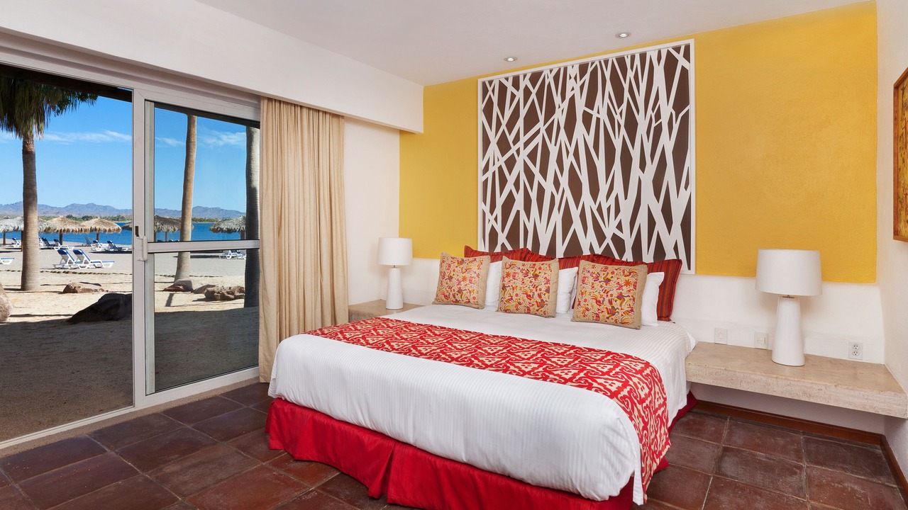 Photo of Others in Nopolo