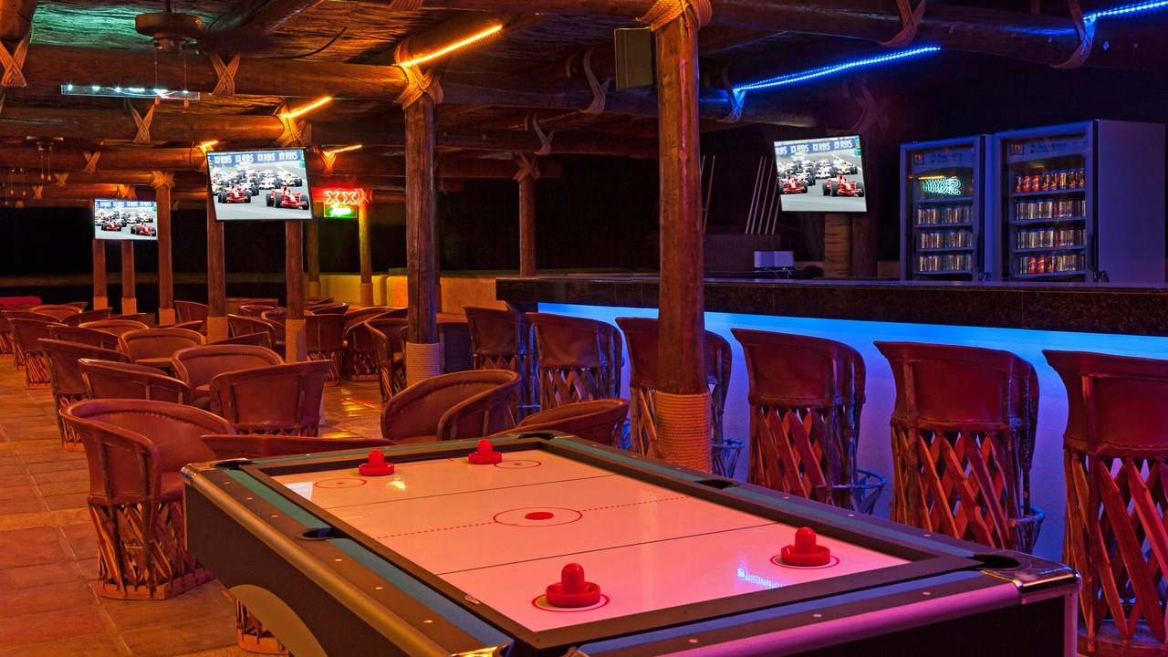 Photo of Others in Nopolo