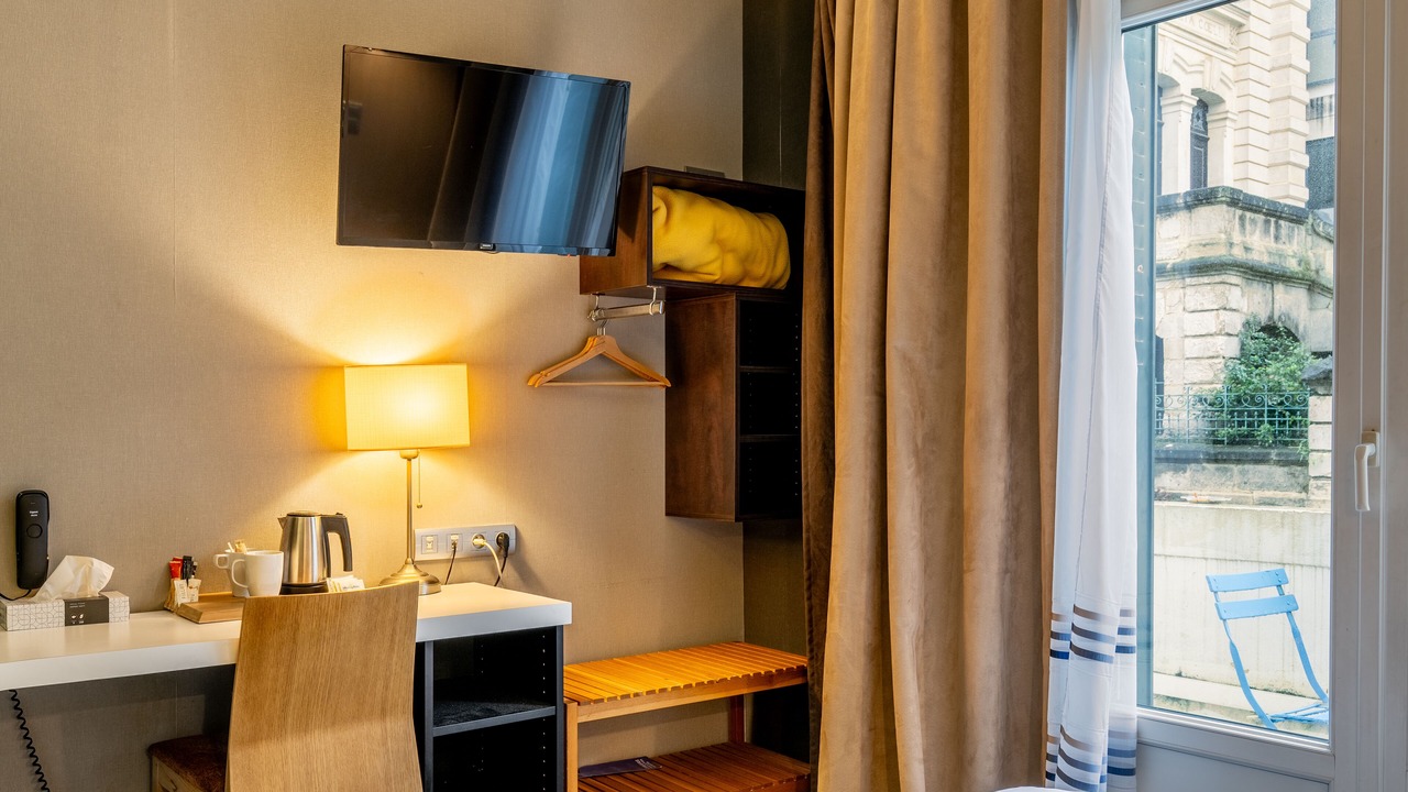 Photo of Bedroom in Richebourg - Saint-Clement