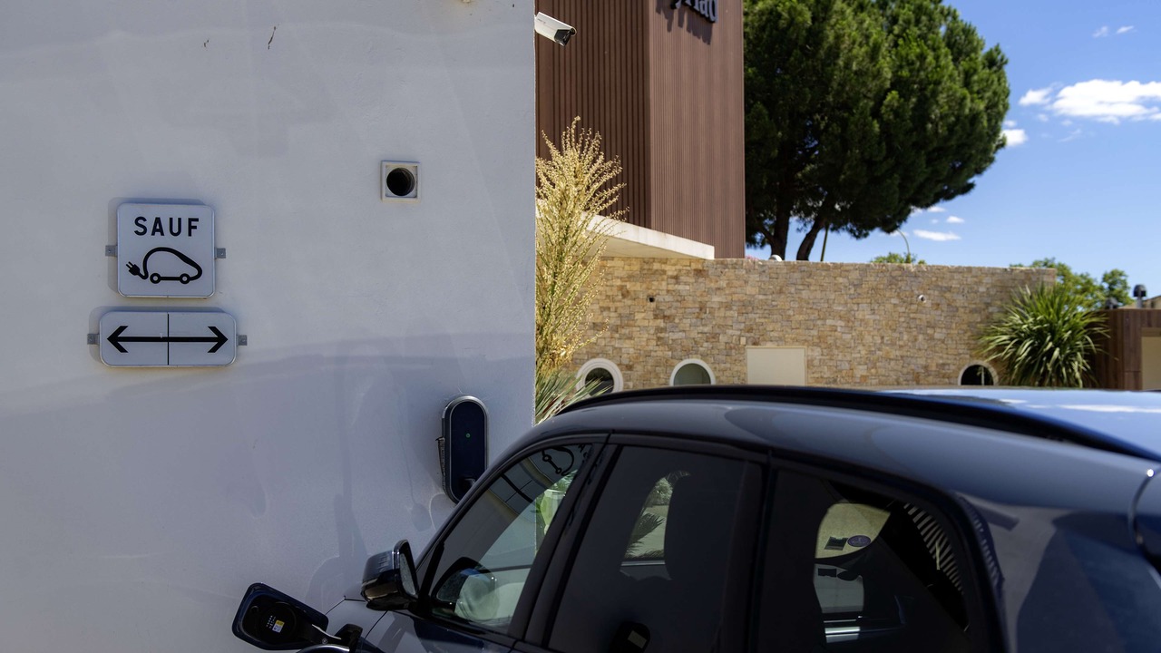 Photo of Others in Lunel