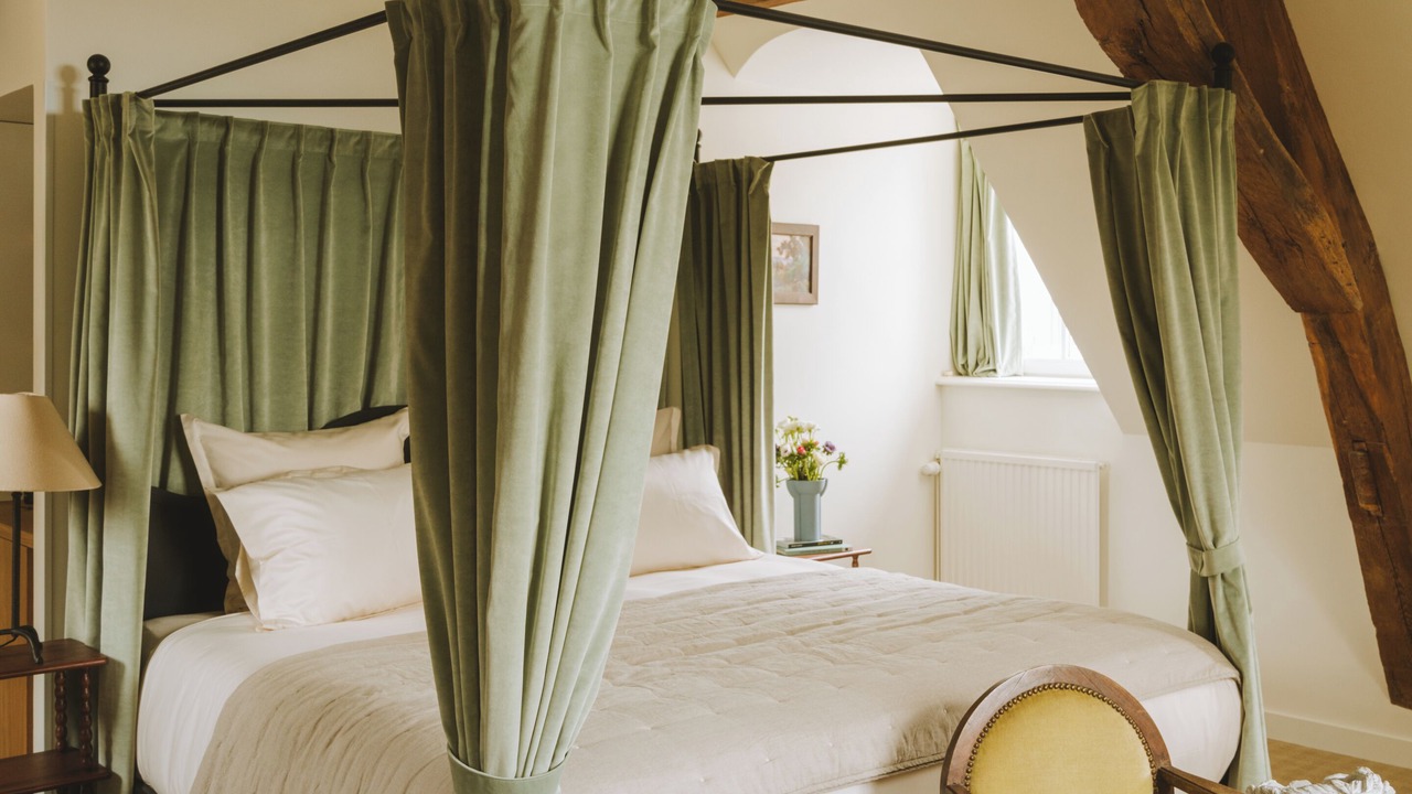 Photo of Bedroom in Chambolle-Musigny