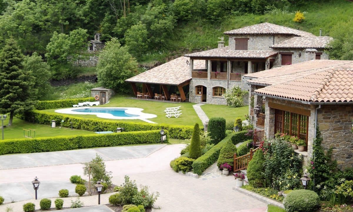 Photo of Outdoor in Setcases