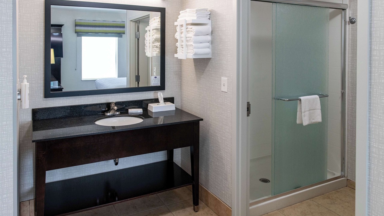 Photo of Bathroom in Effingham