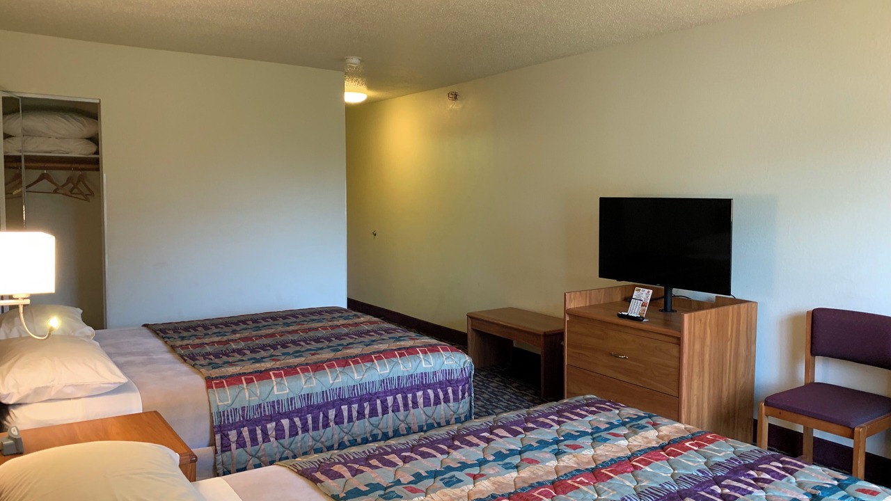 Photo of Bedroom in Allegan