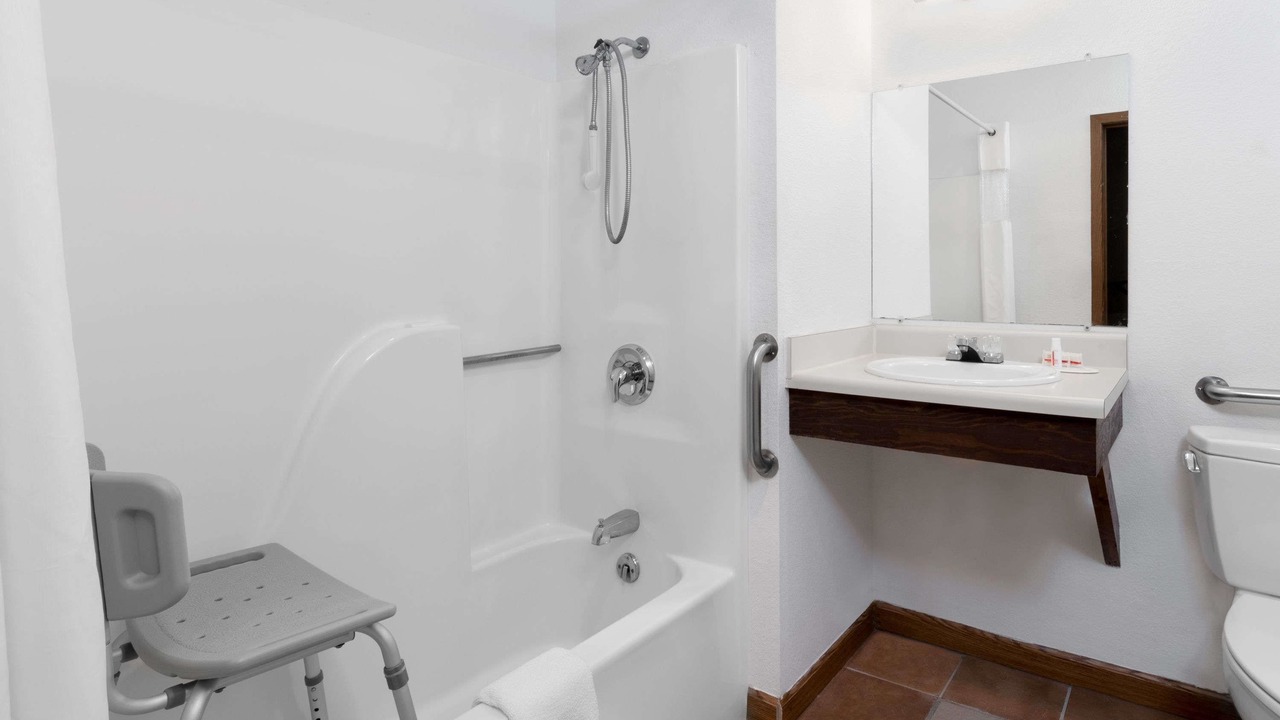 Photo of Bathroom in Winner
