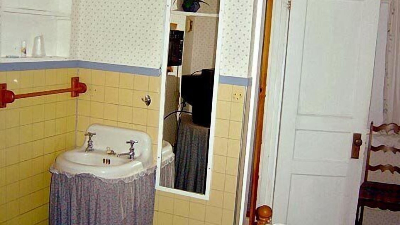 Photo of Others in Bennington