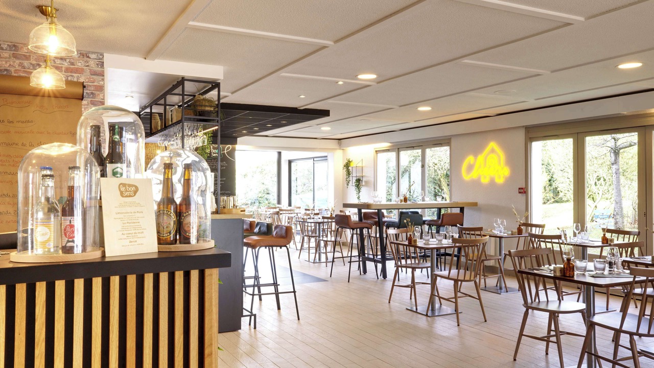 Photo of Others in Taverny