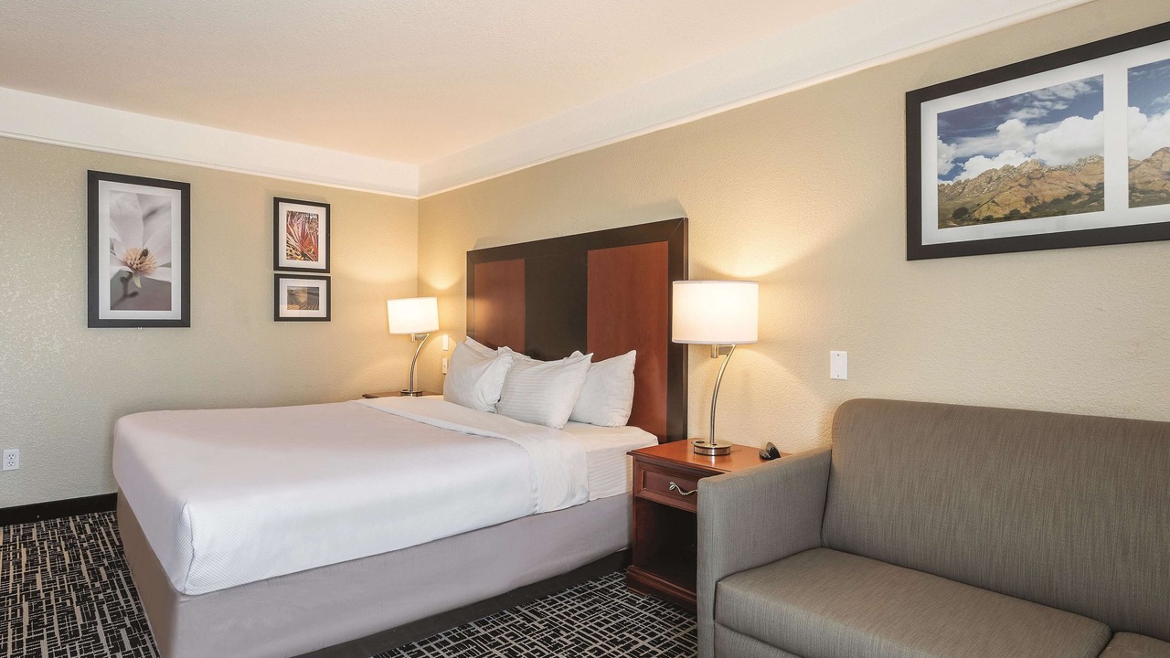 Photo of Bedroom in Deming