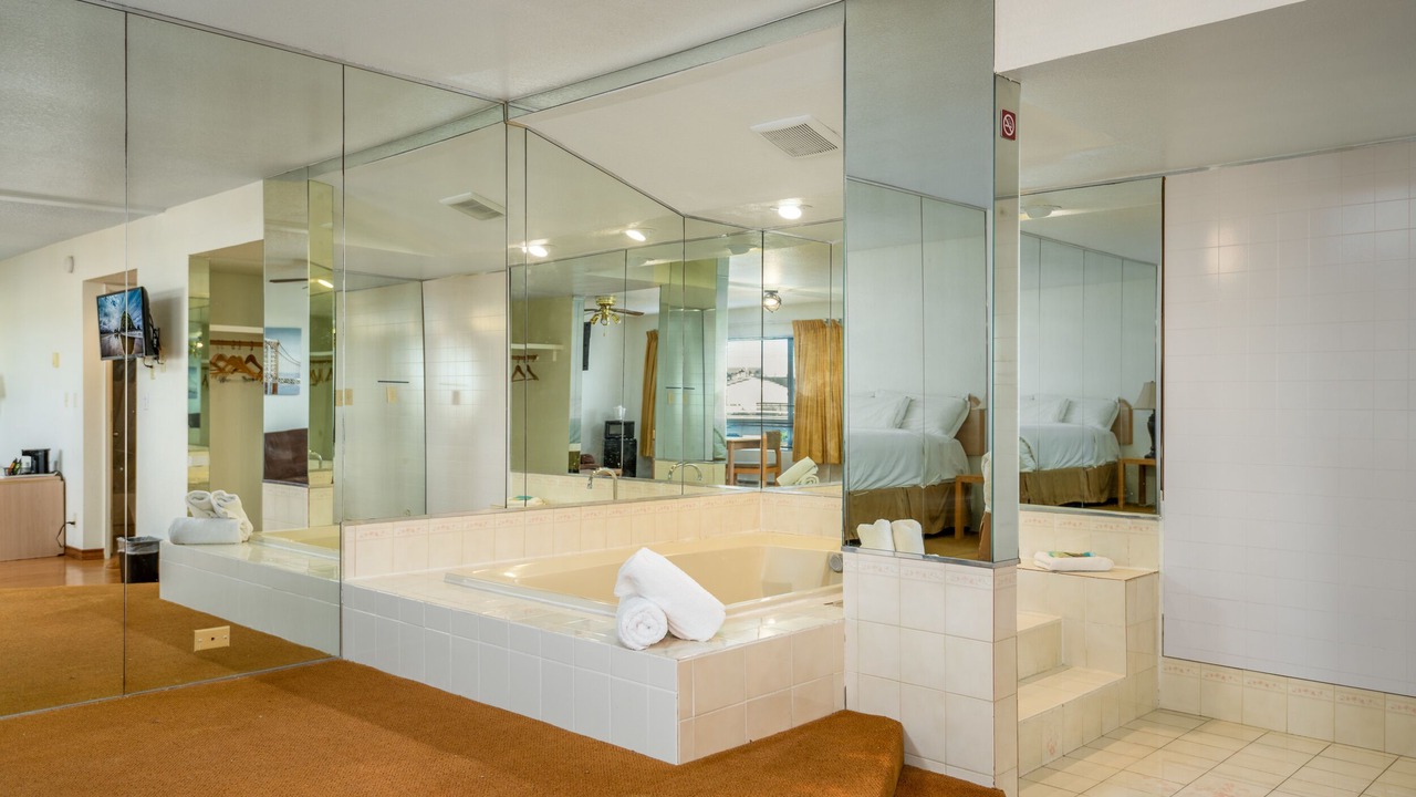 Photo of Bedroom in Bayshore